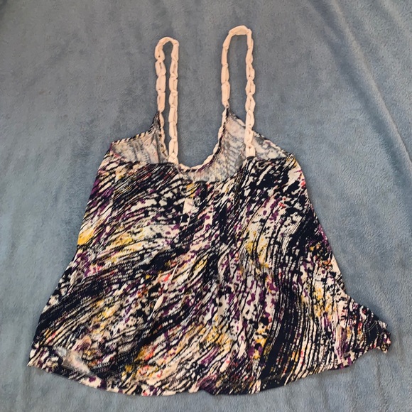 Pattern Tank - Picture 2 of 2